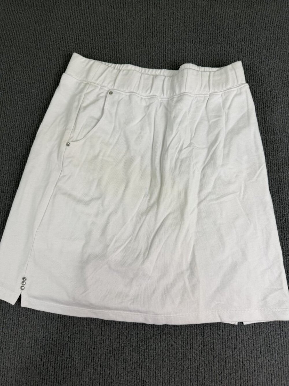 Quacker Factory Womens White Skort Built In Shorts Snap Detail S
